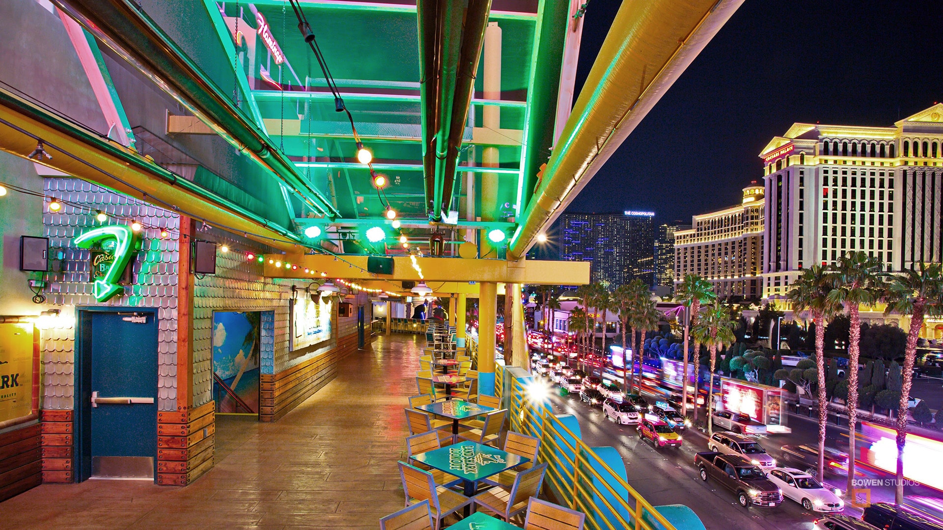 BOWEN-STUDIOS-CLUB-SI-balcony-BEFORE